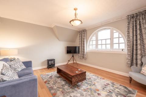 2 bedroom flat for sale, 55 Royal Mile Mansions, 50 North Bridge, Edinburgh, EH1