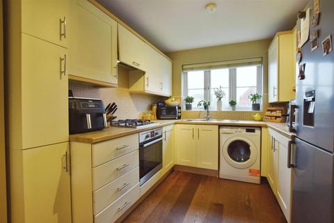 3 bedroom semi-detached house for sale, Ross Drive, Stamford