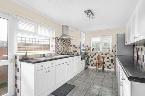 3 bedroom detached bungalow for sale, Cissbury Avenue, Peacehaven