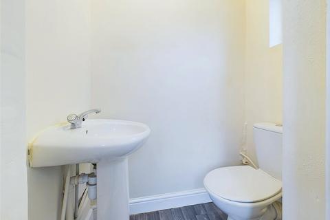 17 Wilkinson Avenue, Moorends, Doncaster, DN8 4RT
