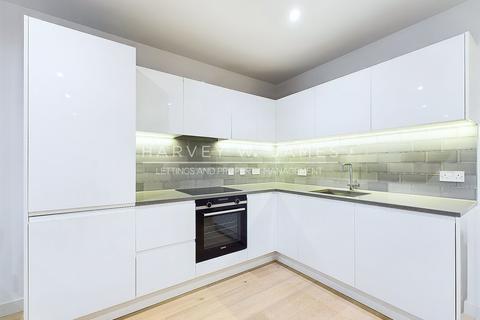 1 bedroom apartment to rent, Royal Crest Avenue, London, E16