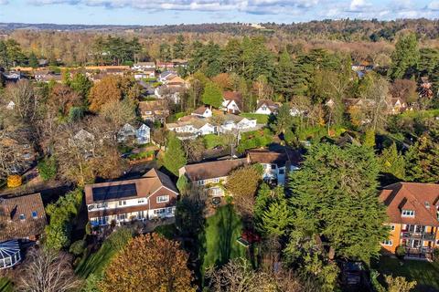 5 bedroom detached house for sale, Islet Road, Maidenhead, Berkshire, SL6