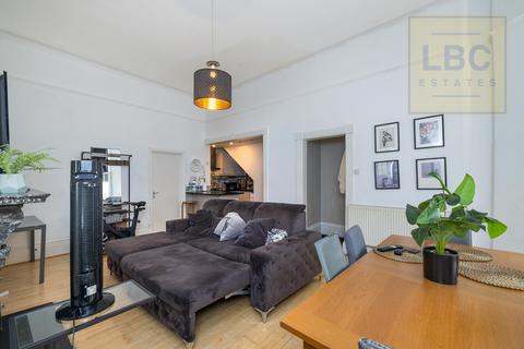 2 bedroom flat for sale, Sinclair Road, London W14