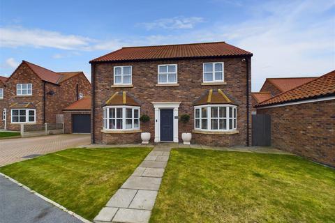 4 bedroom detached house for sale, 24 The Chase, Driffield, YO25 5FJ