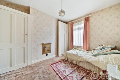 31 Summerfield Street, London, SE12 0NH