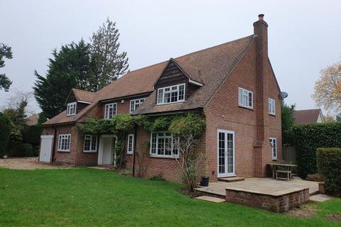 5 bedroom house to rent, Andover Road, Newbury