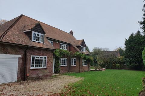 5 bedroom house to rent, Andover Road, Newbury