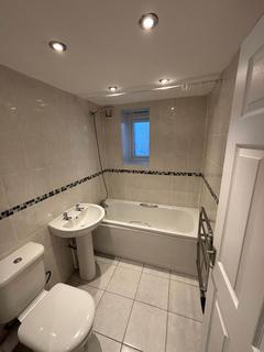 1 bedroom flat to rent, Pevensey Road, Eastbourne (1 BED FLAT)