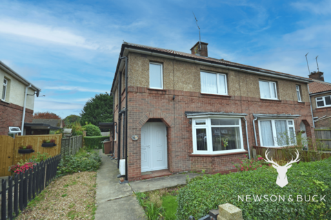 3 bedroom semi-detached house for sale, Queen Mary Road, King's Lynn PE30