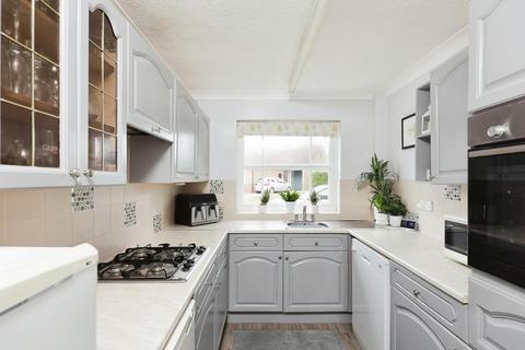 5 Brooksby Grove, Dorridge, Solihull, B93 8BW