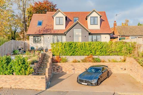 3 bedroom detached house for sale, Musley Lane, Ware SG12