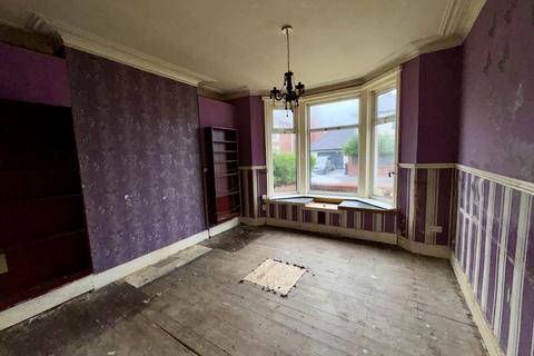 3 bedroom semi-detached house for sale, Warbreck Drive, Blackpool FY2