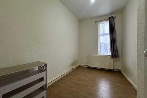 2 bedroom apartment to rent, Warwick Parade, Kenton Lane, Harrow