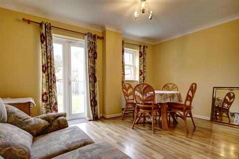 49 Brooke Grove, Ely, CB6 3WT