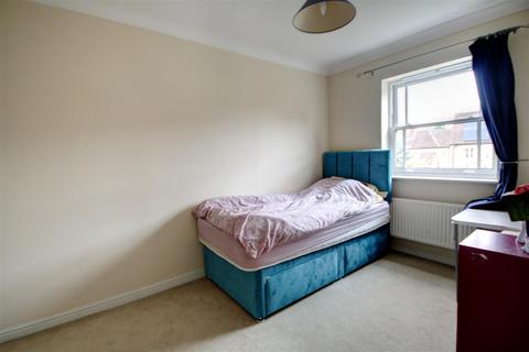 49 Brooke Grove, Ely, CB6 3WT