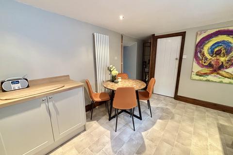 43 Alltwen Hill, Pontardawe, Swansea, SA8 3AB