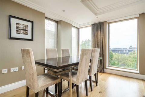 3 bedroom flat for sale, Dean Ryle Street, London SW1P