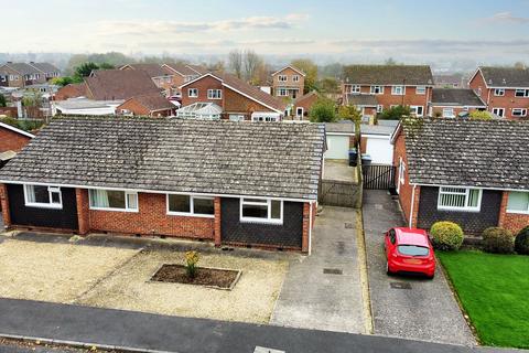 2 bedroom semi-detached house for sale, Helmdon Road, Trowbridge BA14