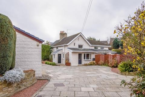 3 bedroom semi-detached house for sale, The Avenue, Wakefield WF4