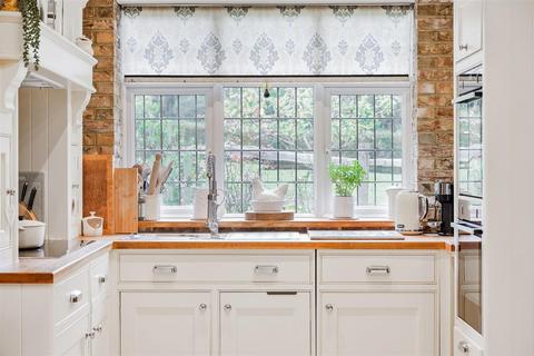 Orchard House Tilley Lane, Headley, Epsom, KT18 6JU