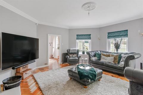 Orchard House Tilley Lane, Headley, Epsom, KT18 6JU