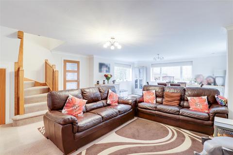 5 bedroom detached house for sale, Ramsey Drive, Arnold NG5