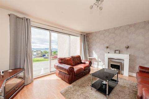 2 bedroom house for sale, Charleston Drive, Dundee DD2