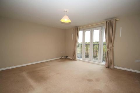 4 bedroom terraced house to rent, Merrybent Drive, Darlington DL2