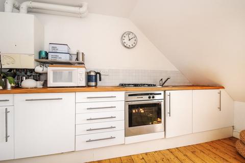 1 bedroom flat to rent, Ferntower Road Newington Green N5