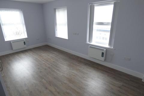 Studio to rent, The Junction, East Street, Shoreham-by-Sea