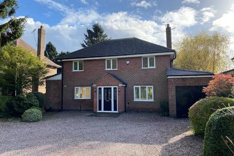 4 bedroom detached house to rent, Burton Road, Derby DE23