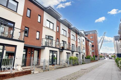 4 bedroom townhouse for sale, Millennium Walk, Newport