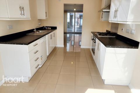 4 bedroom townhouse for sale, Millennium Walk, Newport