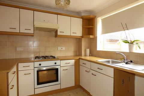 3 bedroom terraced house to rent, Althorpe Court, ELY, Cambs, CB6