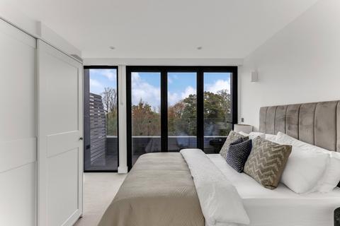 2 bedroom apartment for sale, Archway Road, Highgate