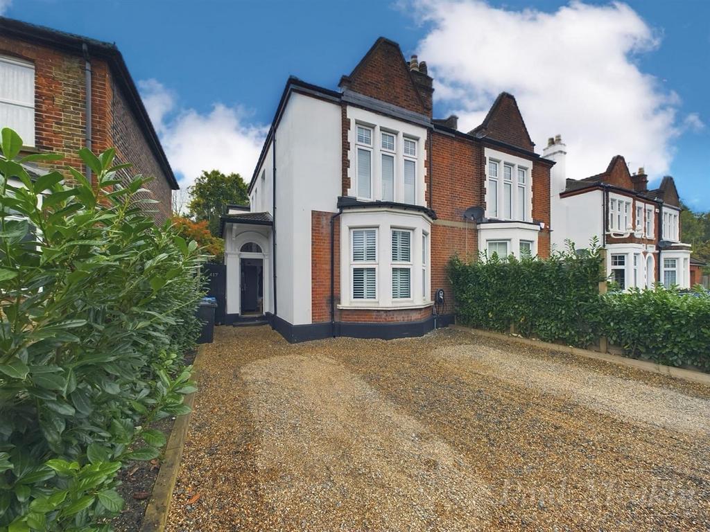 Croydon Road