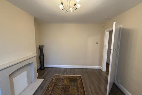 3 bedroom terraced house to rent, Abbey Road, Coventry, CV3