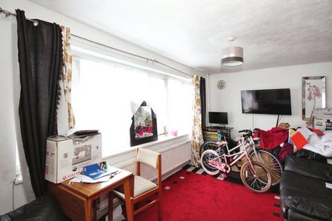 3 bedroom maisonette for sale, Roseberry Avenue, Bell Green, Coventry, CV2