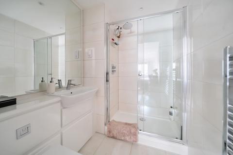 28, Edison House Flambard Way, Godalming, GU7 1FF