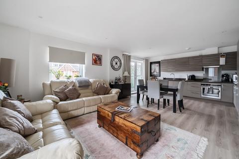 28, Edison House Flambard Way, Godalming, GU7 1FF