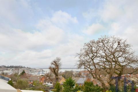 4 bedroom detached house for sale, East Cowes PO32