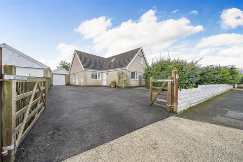 4 bedroom detached bungalow for sale, Pencaerfenni Park, Crofty, Swansea