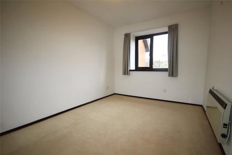 3 bedroom end of terrace house to rent, Darlington Close, Amersham, Buckinghamshire, HP6