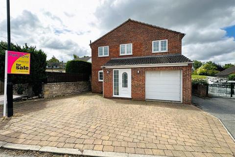 4 bedroom detached house to rent, Old Hall Road, Skellow, DN6