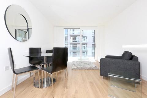 1 bedroom apartment to rent, Devan Grove London N4