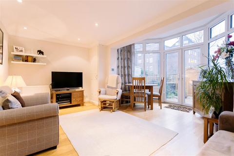 2 bedroom maisonette for sale, Oakfield Road, Stroud Green