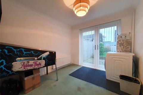 3 bedroom semi-detached house to rent, Glaisdale Road, Yarm