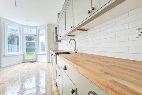 4 bedroom terraced house for sale, Aspinall Road, SE4