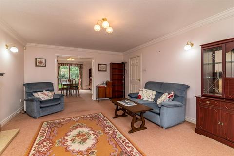 4 bedroom detached house for sale, Brooklands Drive, Gedling, Nottingham