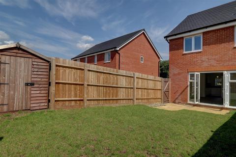 2 bedroom semi-detached house to rent, Moorcroft Fields, Drakes Broughton